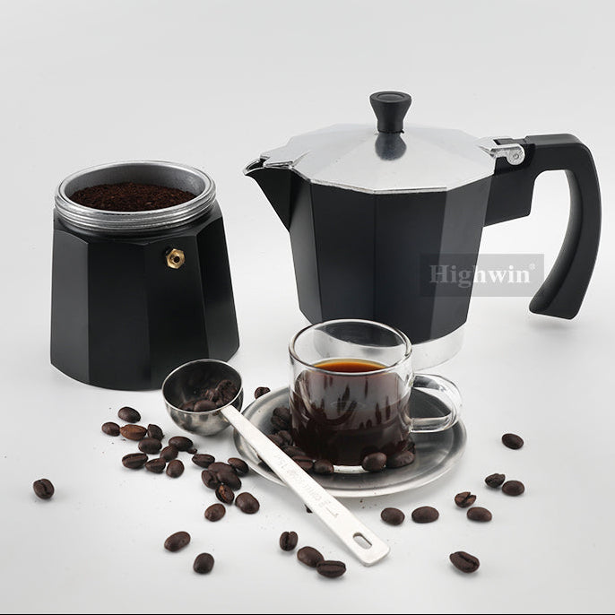 Cafetera Moka Italiana 6 Tazas (Blanco / Negro) - Café Kiltro cl